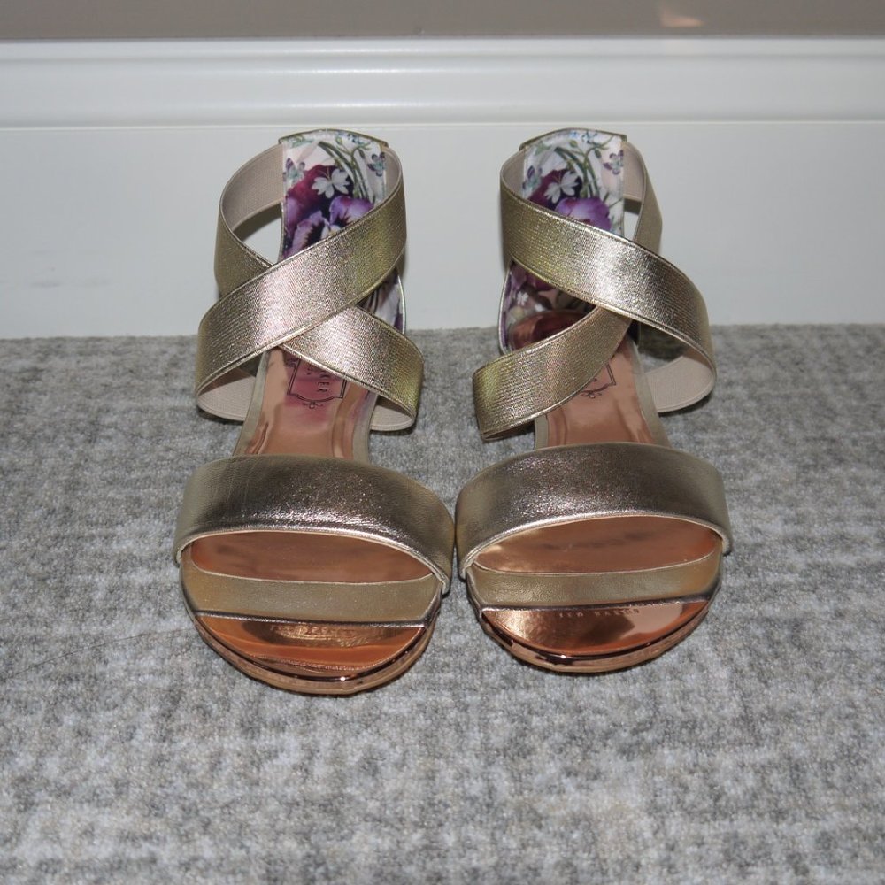 Ted Baker Size 6 sandals, gold